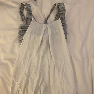 Lululemon tank with built in bra